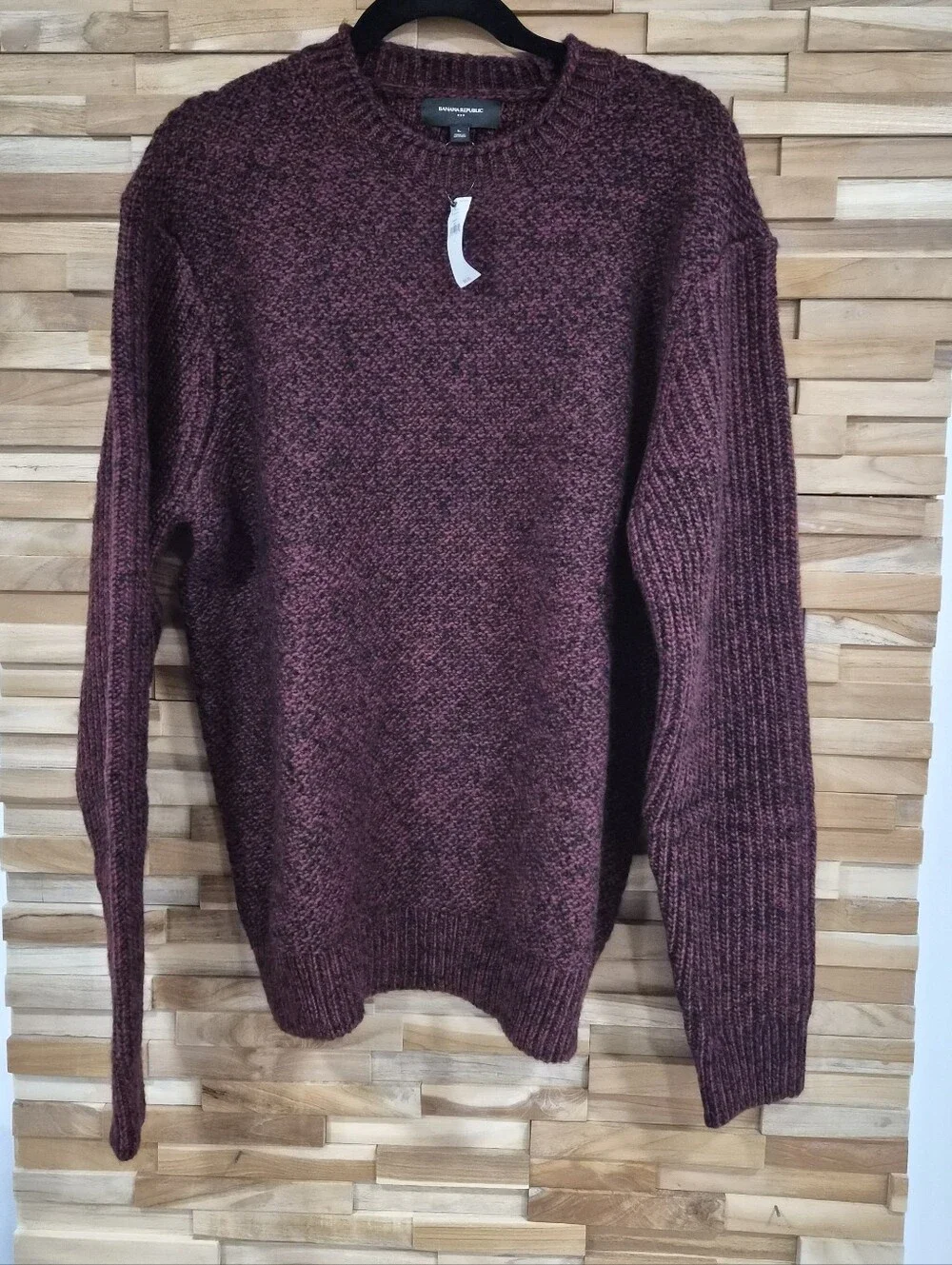 Banana Republic Men's Maroon Crewneck Sweater - Size L - New With Tags